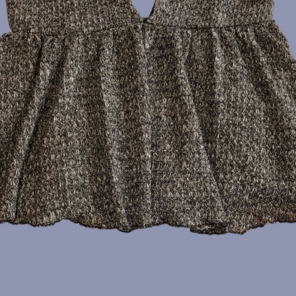 URBAN OUTFITTERS WAFFLE KNIT, PEPLUM TOP GREY/BLACK SZ. SM/SP - Picture 3 of 7